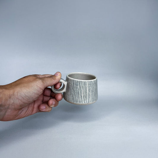 Xícara 'Riscadinho' Cafezinho (nova)