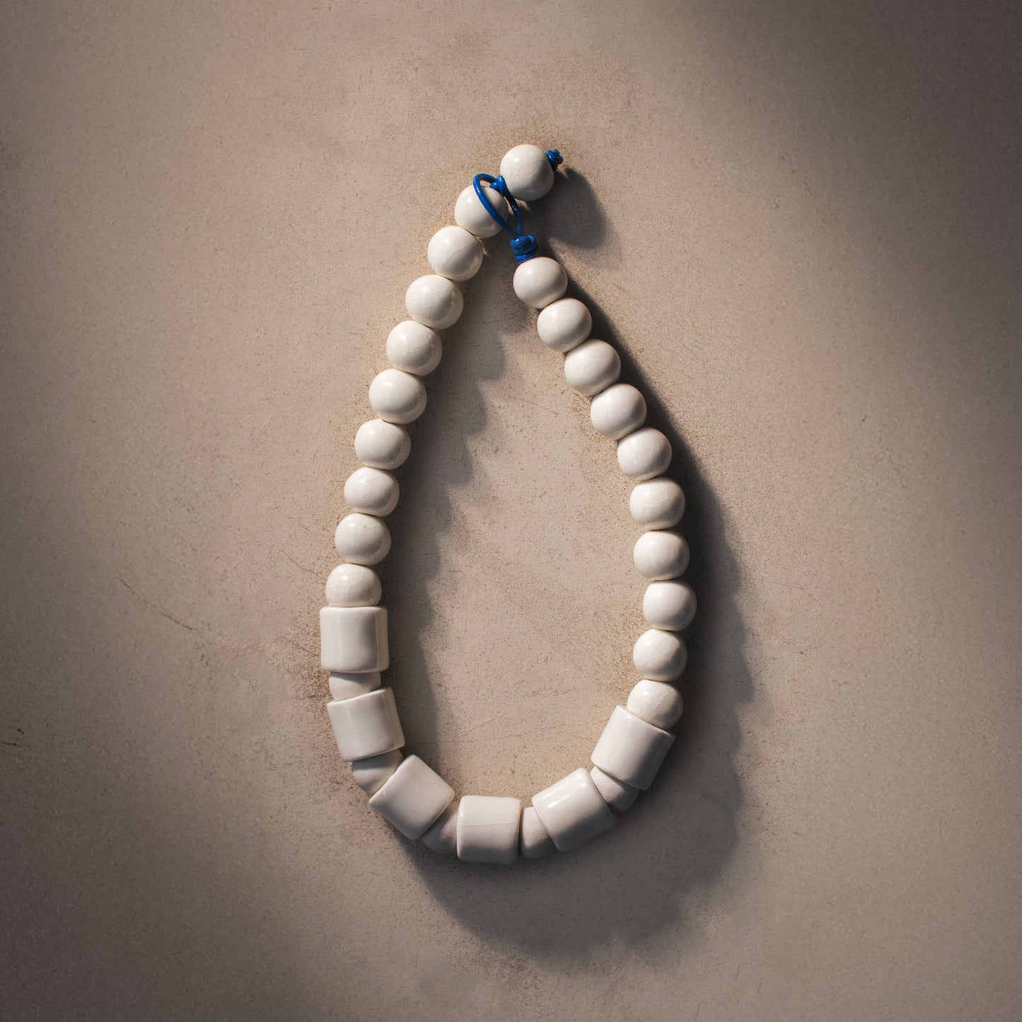 Colar Casulo Porcelana